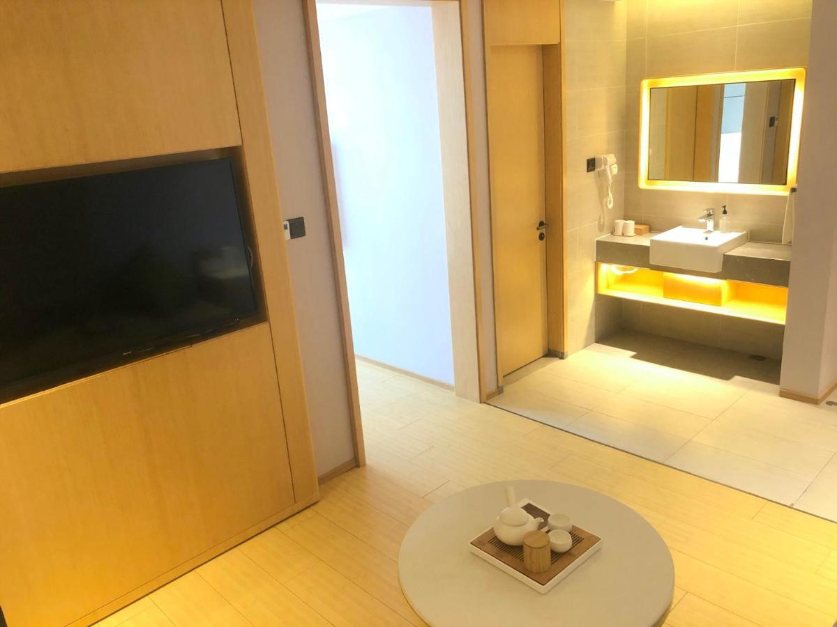 Ji Hotel Shanghai Exterior photo